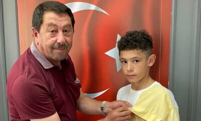 ŞAMPİYONU ALTINLA ÖDÜLLENDİRDİ