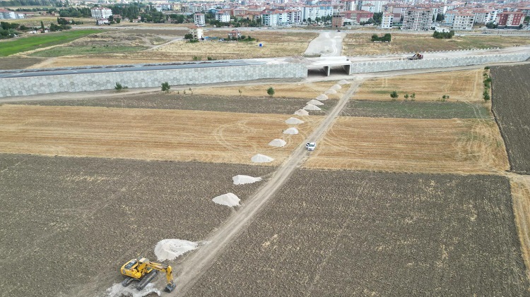 AKŞEMSEDDİN KAVŞAĞINDA SONA DOĞRU