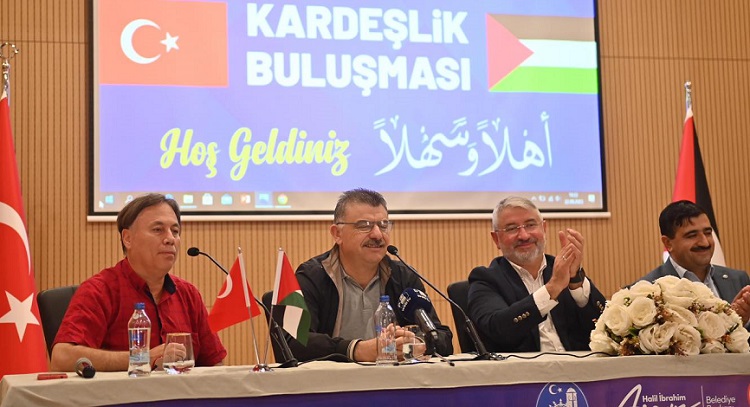 ÇORUM’DAN DÜNYAYA MESAJ VERDİLER