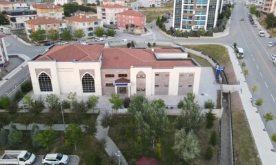 USTA ÖĞRETİCİ YETİŞTİRECEK