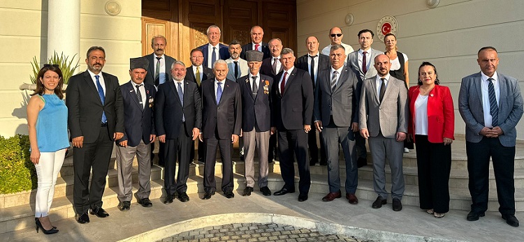 BİNALİ YILDIRIM İLE KKTC’DE BULUŞTULAR