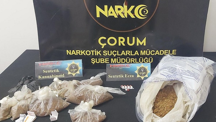 POLİSTEN UYUŞTURUCU OPERASYONU