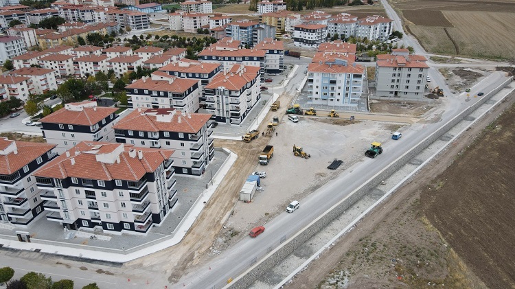 ASFALT ÇALIŞMALARI DEVAM EDİYOR