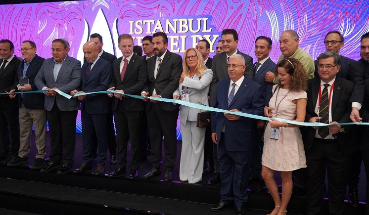 İHRACAT LİGİNDE LİDERLİĞİNİ KORUDU