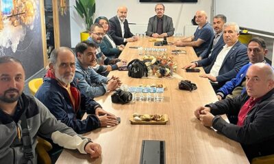 HERKES YAPAMAZ 3 BOMBA GİBİ GELİYOR