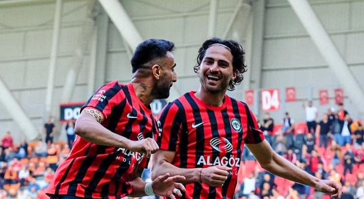 ÇORUMSPOR EVİNDE YENİLDİ!