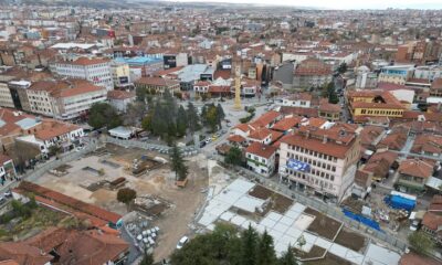TARİHİ ÇORUM MEYDANI ŞEKİLLENİYOR