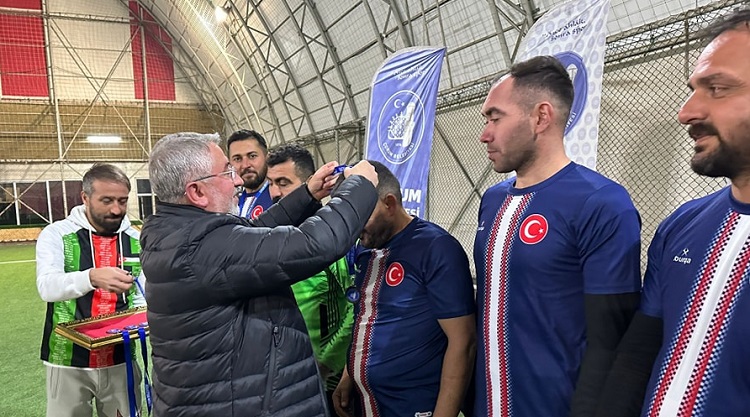 FUTBOL TURNUVASI SONA ERDİ