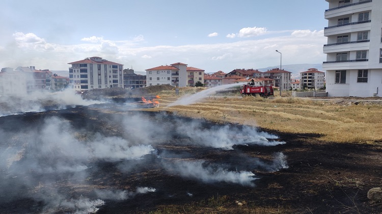 ÇORUM İTFAİYESİ 2943 OLAYA MÜDAHALE ETTİ