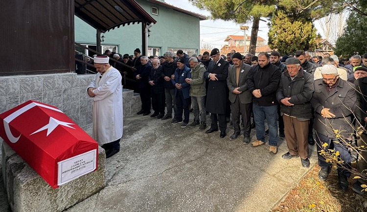ÇORUMLU UZMAN ÇAVUŞ TOPRAĞA VERİLDİ