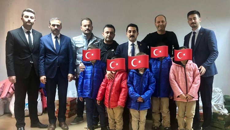 ÜLKÜCÜLER ÇOCUKLARI SEVİNDİRDİ
