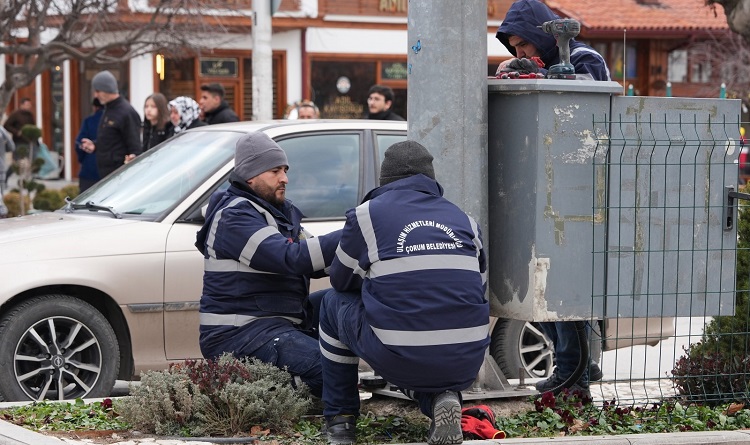 TRAFİK IŞIKLARI İPTAL EDİLDİ