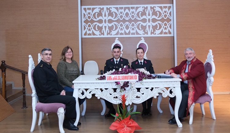 JANDARMA ASTSUBAYLAR HAYATLARINI BİRLEŞTİRDİ