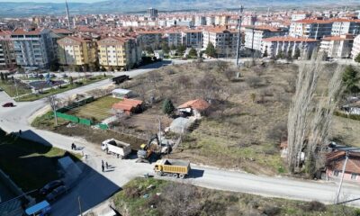 YOL GENİŞLETME ÇALIŞMASI DEVAM EDİYOR