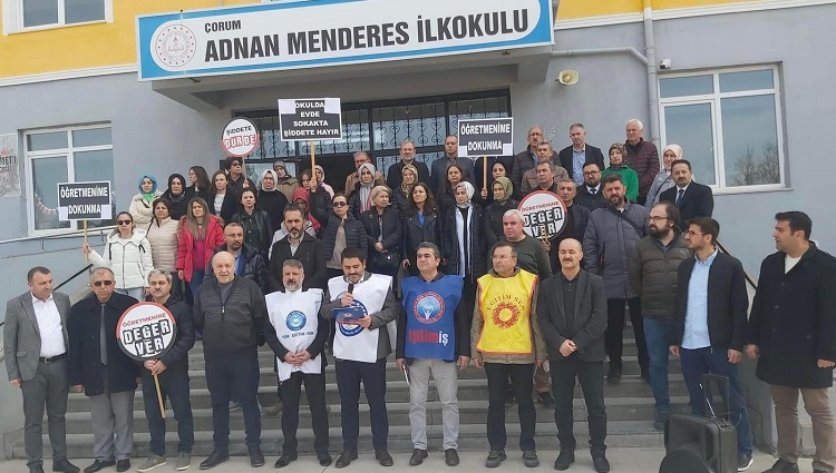 ÖĞRETMENE ŞİDDETE TÜM SENDİKALARDAN TEPKİ