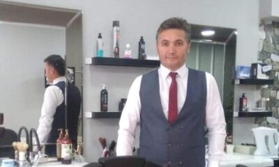 ESKİ BAŞKAN SEVENLERİNİ ÜZDÜ