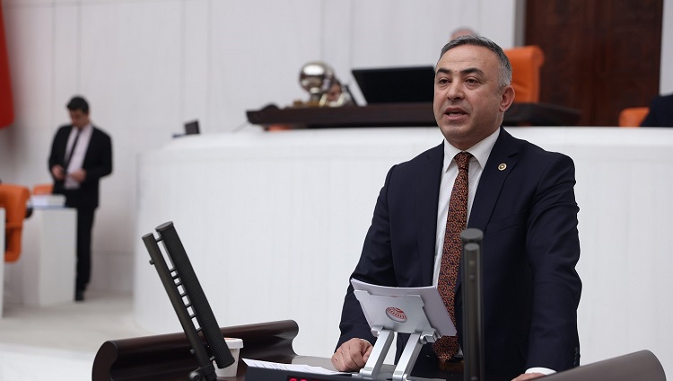 SAĞLIK SORUNLARINI DİLE GETİRDİ!