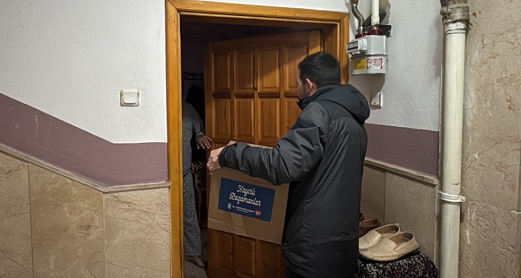 BELEDİYE YAŞLILARI UNUTMADI