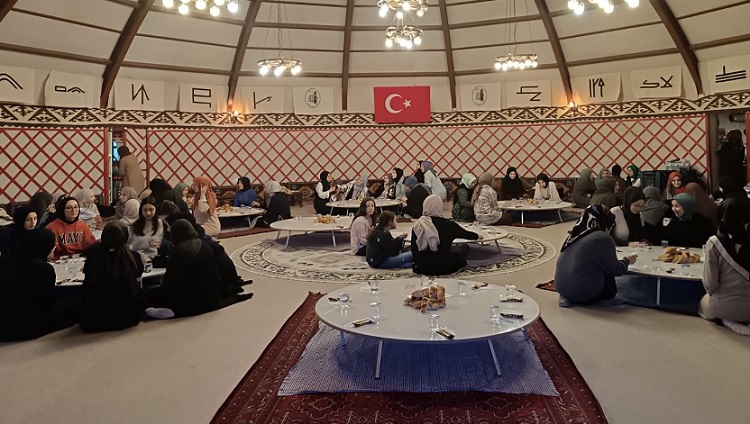 DİYANET GENÇLİK İFTARDA BULUŞTU