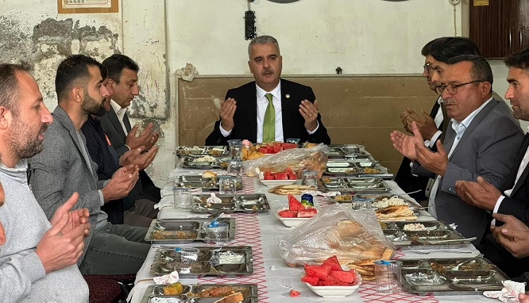ESNAF SOFRASINA MİSAFİR OLDU