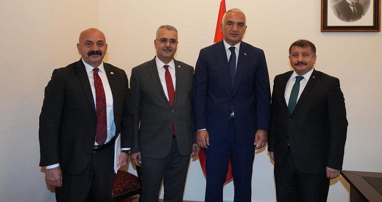 BAKAN’DAN 20 MİLYON HİBE İSTEDİLER