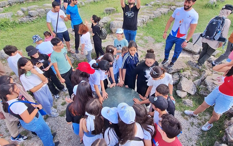 DEPREMZEDE ÇOCUKLARI ÇORUM’DA AĞIRLADILAR
