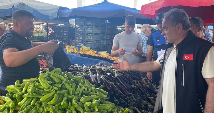 PAZARCI ESNAFINA TEMİZLİK UYARISI
