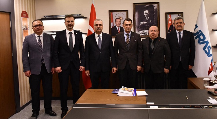 AHLATCI’DAN SANAYİYE DEMİRYOLU ÇAĞRISI!