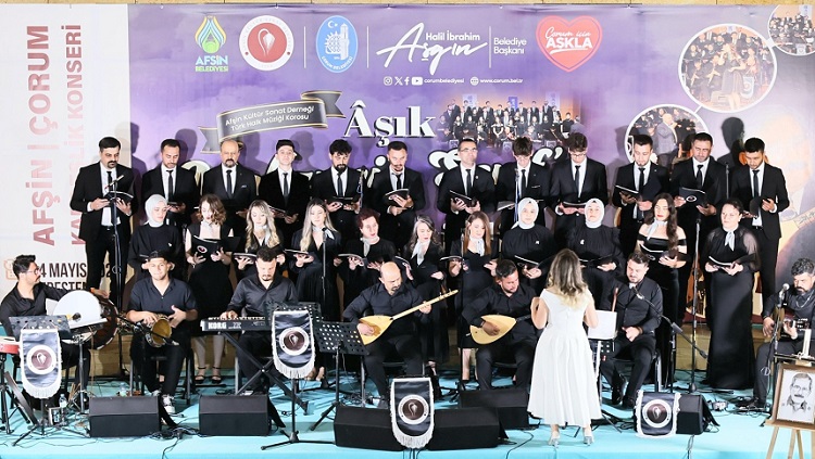 TÜRKÜLERLE GÖNÜL KÖPRÜSÜ KURULDU