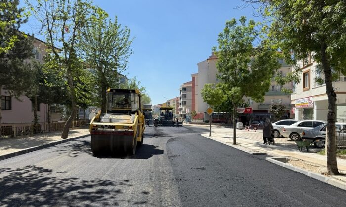 ASFALT ÇALIŞMALARI DEVAM EDİYOR