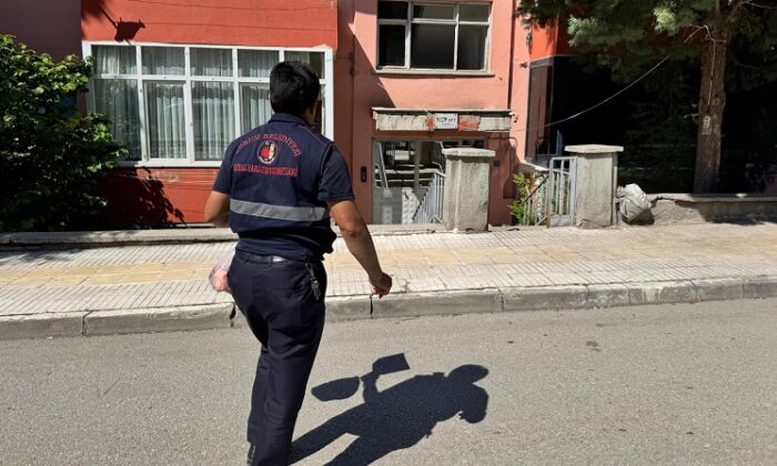 KURBAN PAYLARI AİLELERE DAĞITILDI